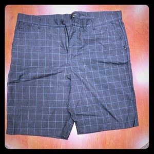Men’s XL Quiksilver Shorts